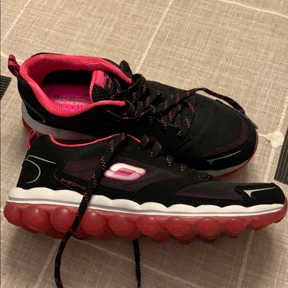 Woman’s Sketchers Sketch-Air Memory Foam sneakers